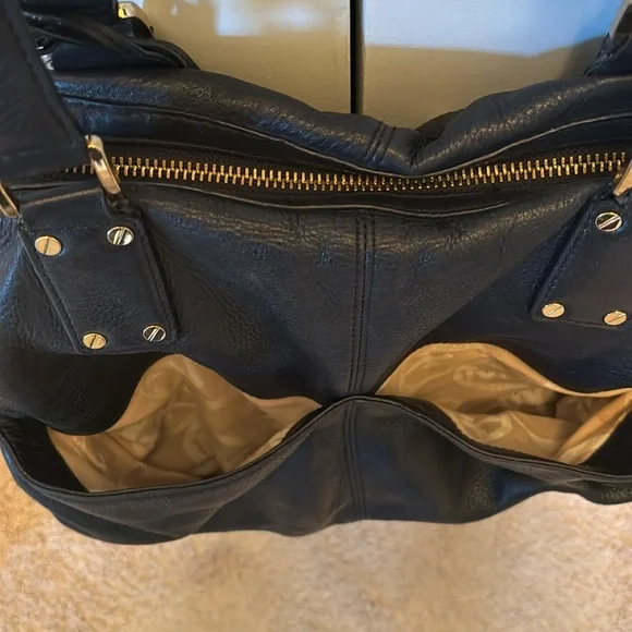 Michael Kors satchel - Picture 3 of 8